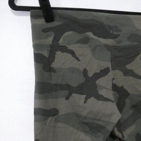 TNA | small | Camouflage Patterned Stylish Leggings | NWOT - Picture 10 of 16